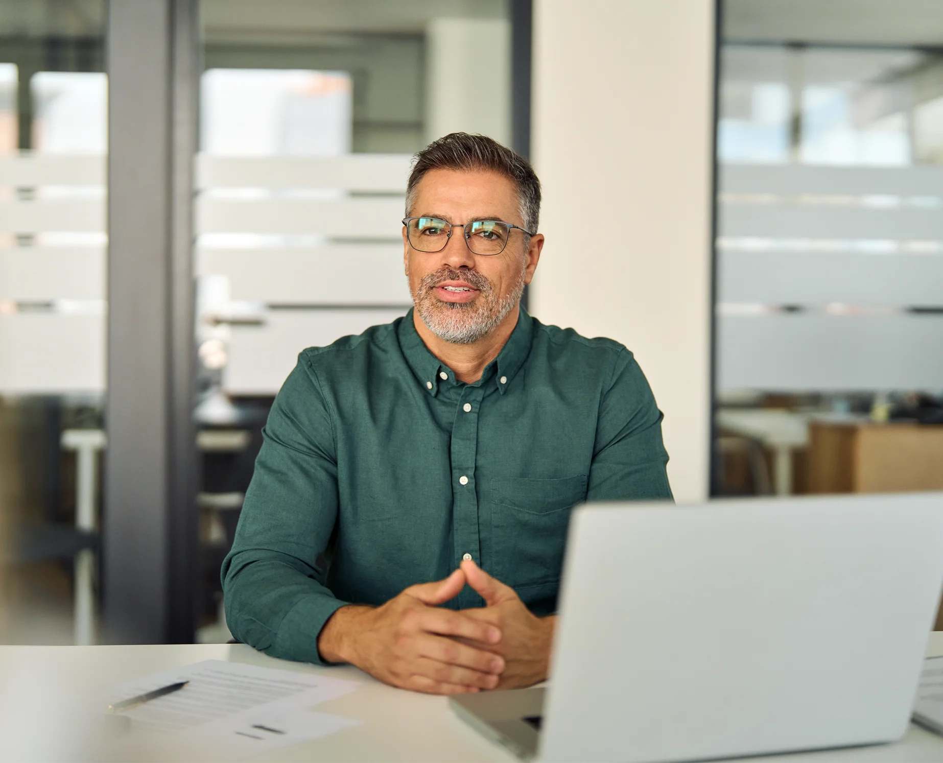 Erfahrener Versicherungsmakler Kundenberatung